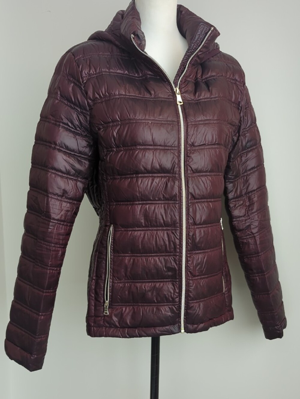 Calvin Klein Packable Down Puffer Hooded Jacket Burgundy Plum LARGE